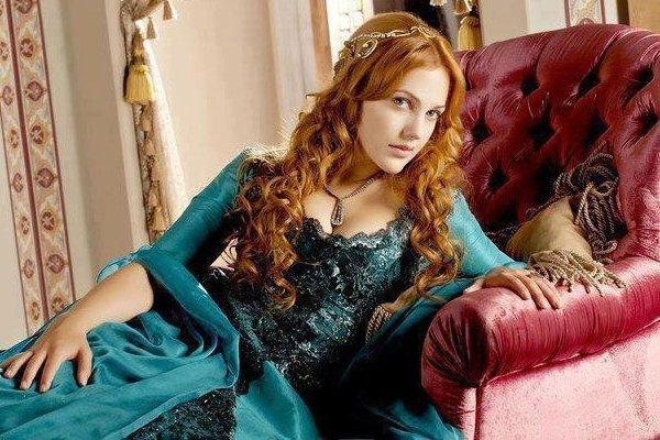 Что посмотреть? Обзор сериалов, кино