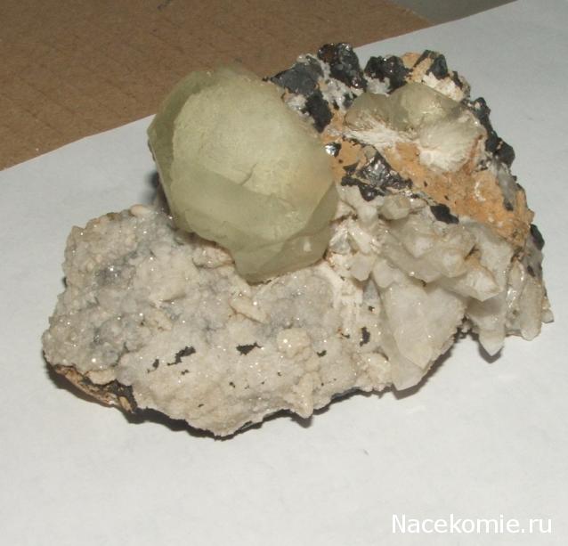 Коллекция камней Lar