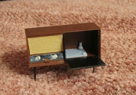 Мебель и аксессуары для кукольного дома НЕ ИЗ ЖУРНАЛА