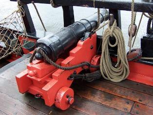 Собери Чёрную жемчужину. Сборка: оснащение палуб