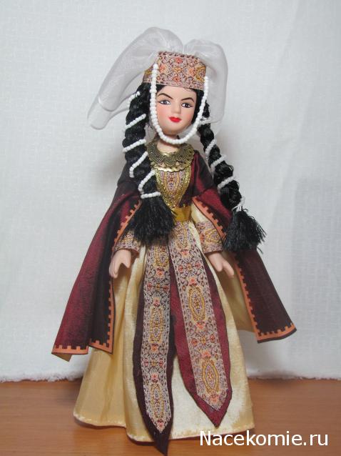 Куклы в народных костюмах №40 Кукла в грузинском девичьем костюме