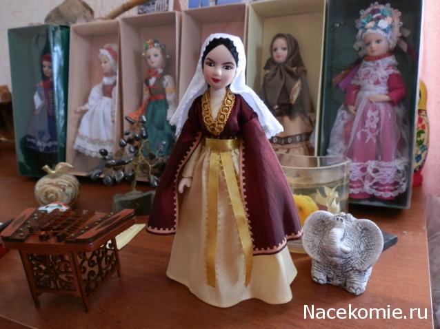 Куклы в народных костюмах №40 Кукла в грузинском девичьем костюме