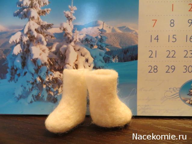 Куклы в народных костюмах №39 Кукла в карельском зимнем костюме