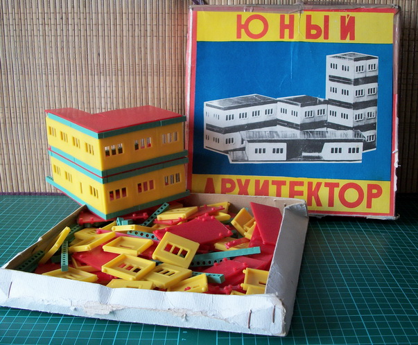 Друзья детства. Куклы, мишки и прочие игрушки