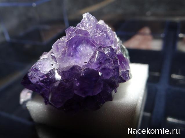 Минералы Сокровища Земли №1 - Аметист