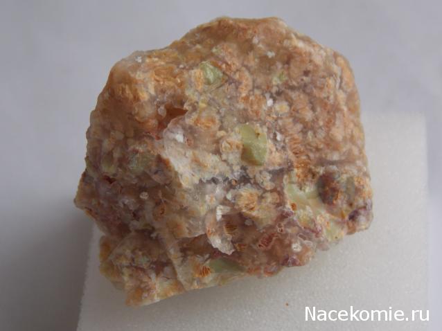 Минералы Сокровища Земли №4 - Опал