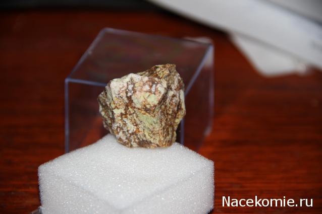 Минералы Сокровища Земли №4 - Опал