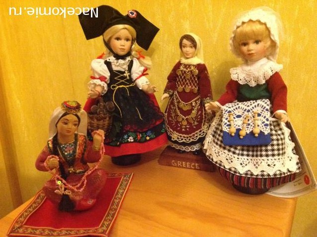 Куклы в этнических костюмах