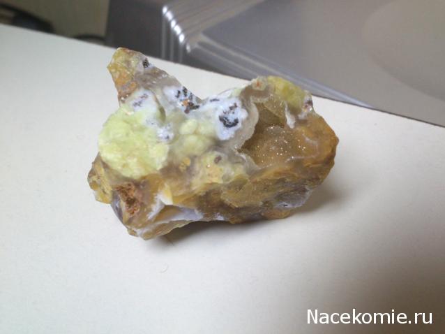 Минералы Сокровища Земли №4 - Опал