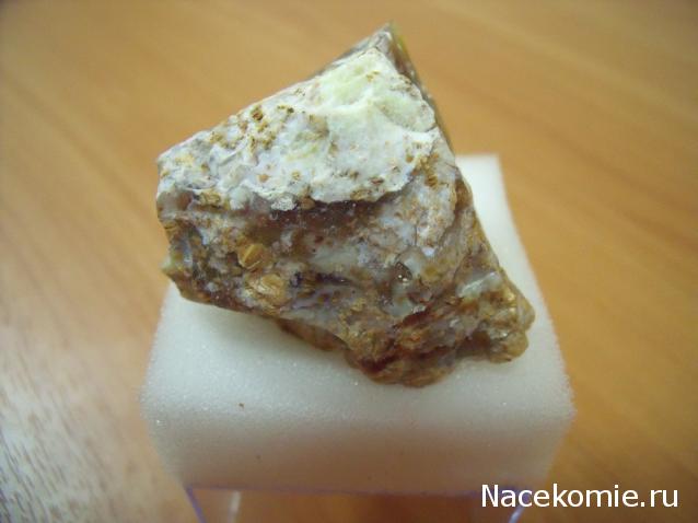 Минералы Сокровища Земли №4 - Опал