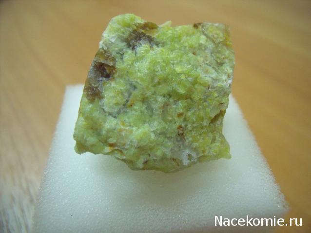 Минералы Сокровища Земли №4 - Опал