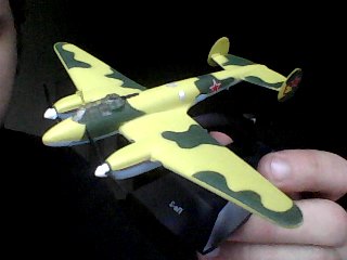 Легендарные самолеты №9 Пе-2 фото модели, обсуждение