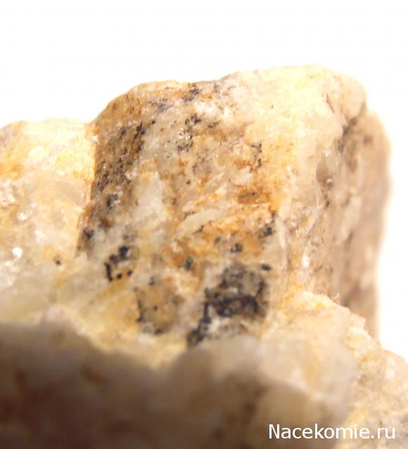 Минералы Сокровища Земли №13 - Альбит