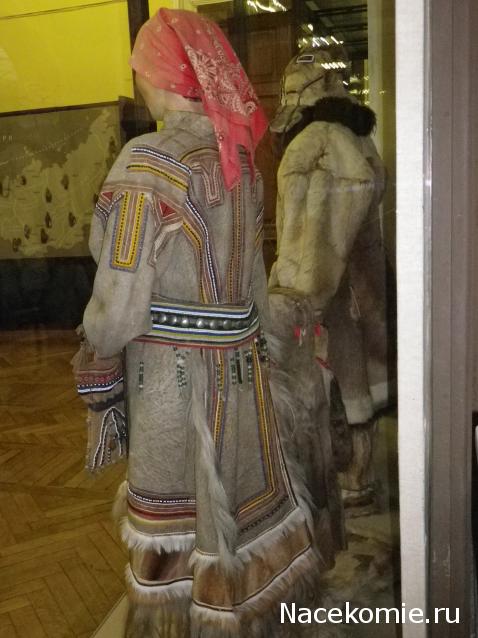 Куклы в народных костюмах №47 Кукла в эвенкийском зимнем костюме