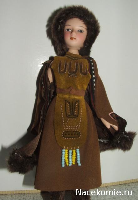 Куклы в народных костюмах №47 Кукла в эвенкийском зимнем костюме