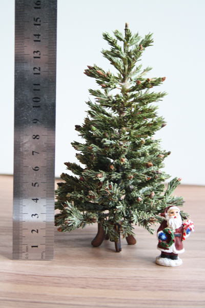 Новый год, Рождество и другие праздники в миниатюре