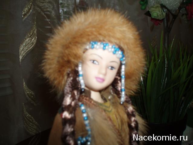Куклы в народных костюмах №47 Кукла в эвенкийском зимнем костюме