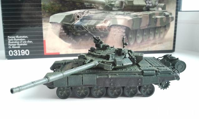 T-90  новинка от Revell