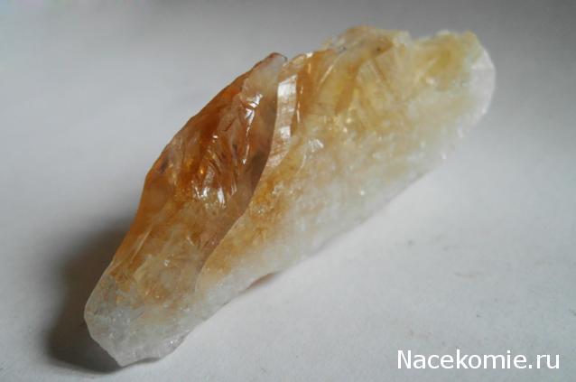 Минералы Сокровища Земли №12 - Цитрин