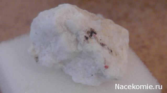 Минералы Сокровища Земли №13 - Альбит