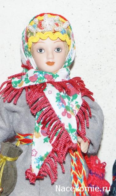 Куклы в народных костюмах №39 Кукла в карельском зимнем костюме