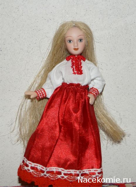 Куклы в народных костюмах №39 Кукла в карельском зимнем костюме