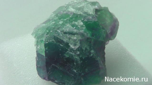 Минералы Сокровища Земли №20 - Флюорит