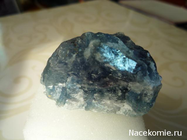 Минералы Сокровища Земли №20 - Флюорит