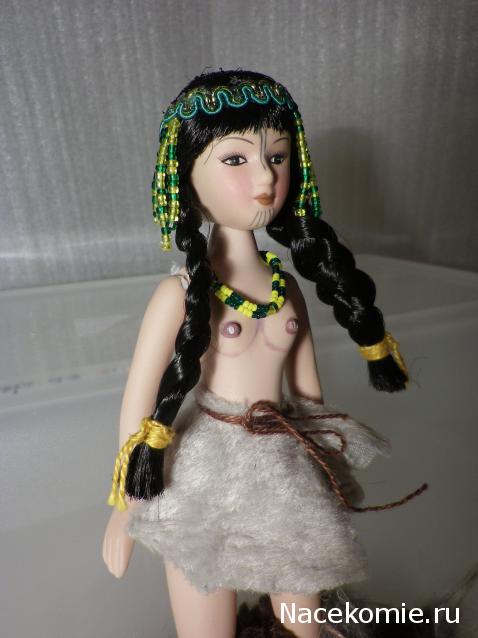 Куклы в народных костюмах №51 Кукла в чукотском зимнем костюме