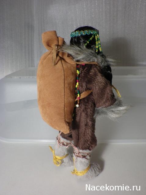 Куклы в народных костюмах №51 Кукла в чукотском зимнем костюме