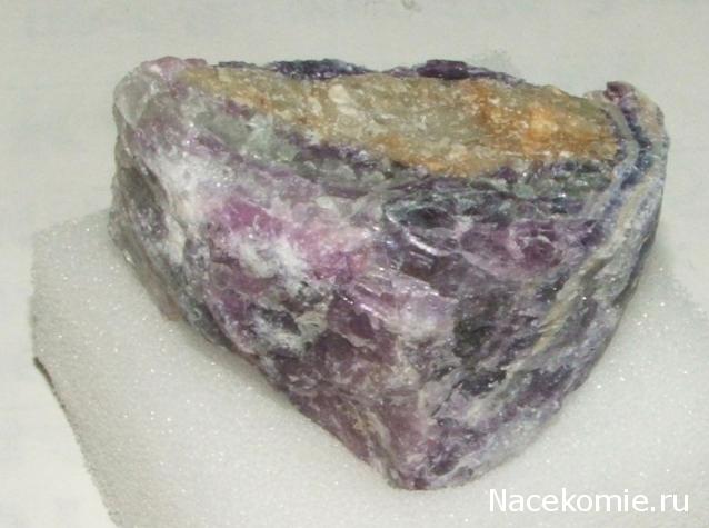 Минералы Сокровища Земли №20 - Флюорит