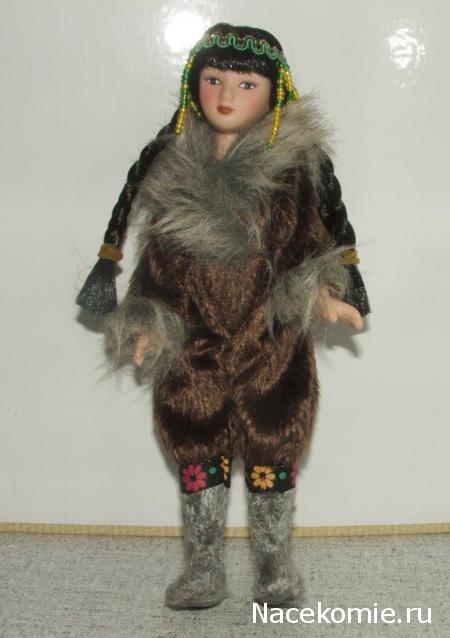 Куклы в народных костюмах №51 Кукла в чукотском зимнем костюме