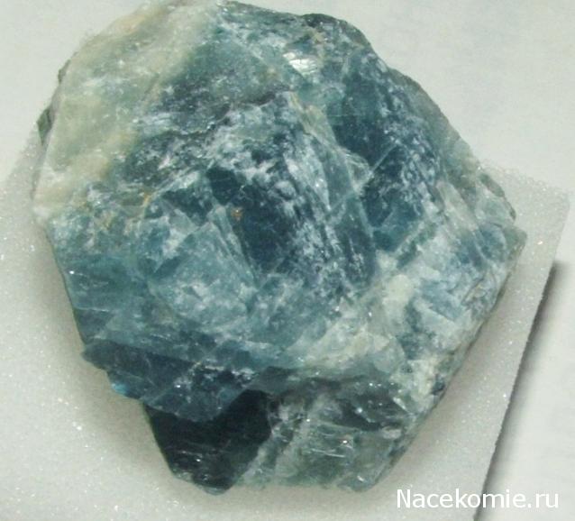 Минералы Сокровища Земли №20 - Флюорит