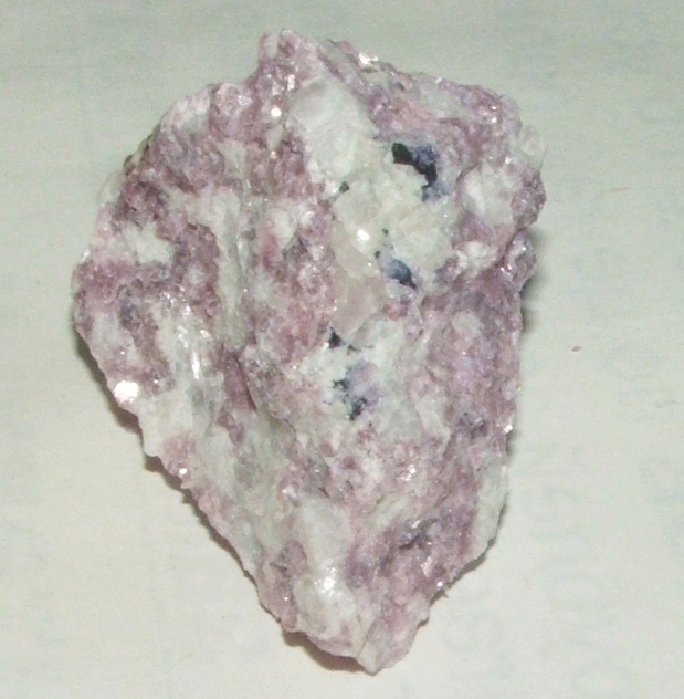 Минералы Сокровища Земли №19 - Лепидолит