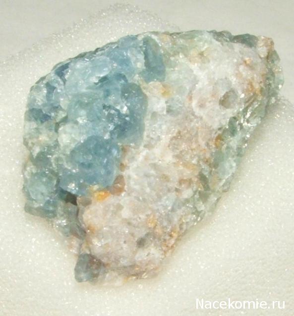 Минералы Сокровища Земли №20 - Флюорит