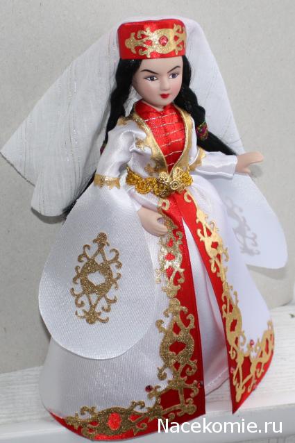 Куклы в народных костюмах №15 Кукла в осетинском девичьем костюме