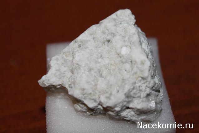 Минералы Сокровища Земли (2013) - График Выхода и обсуждение