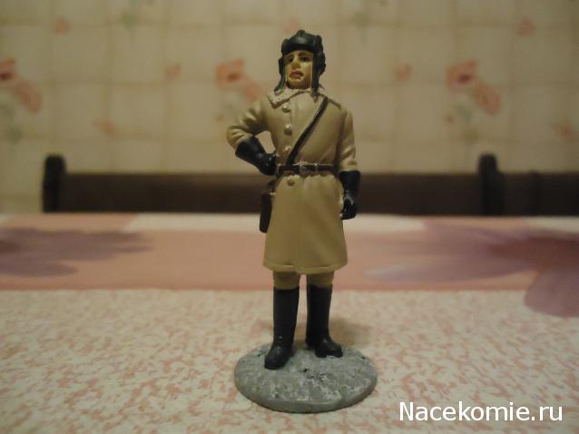 Солдаты ВОВ №5 - Офицер бронетанковых войск в зимней полевой форме, 1941-1945 гг.