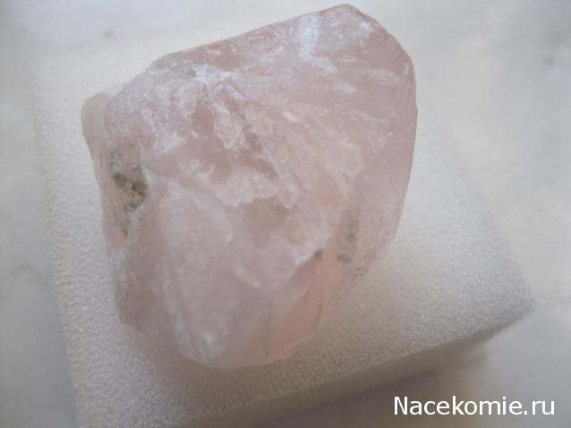 Минералы Сокровища Земли №20 - Флюорит