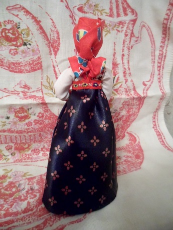 Куклы в народных костюмах №18 Кукла в повседневном костюме Пермской губернии