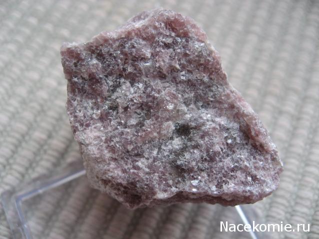 Минералы Сокровища Земли №19 - Лепидолит