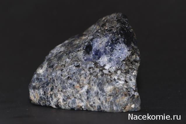 Минералы Сокровища Земли №16 - Кордиерит