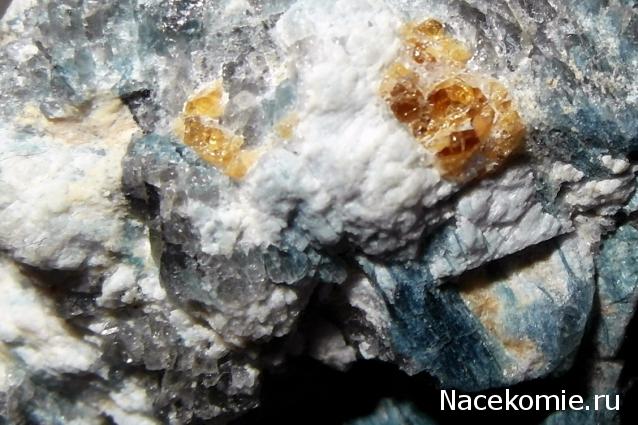 Минералы Сокровища Земли №18 - Дюмортьерит