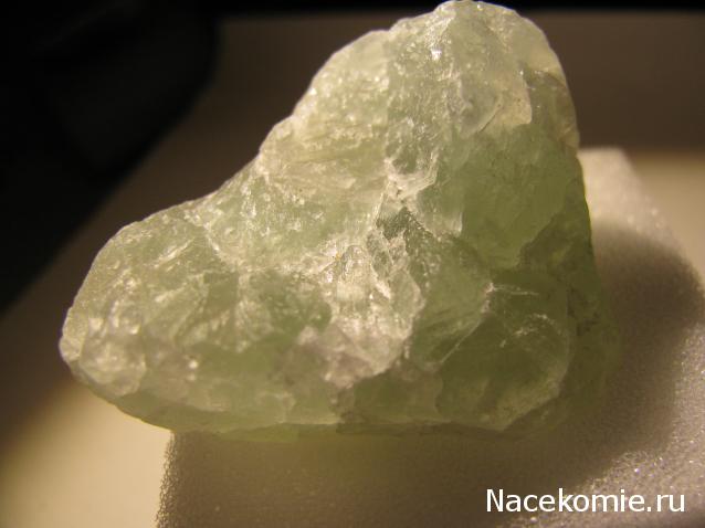 Минералы Сокровища Земли №20 - Флюорит