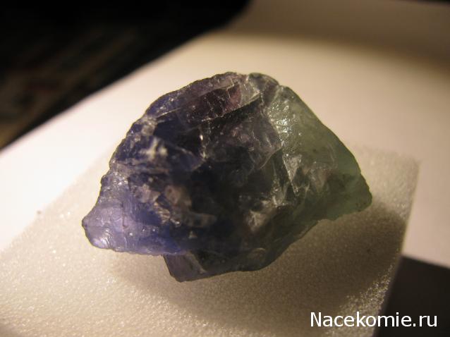 Минералы Сокровища Земли №20 - Флюорит