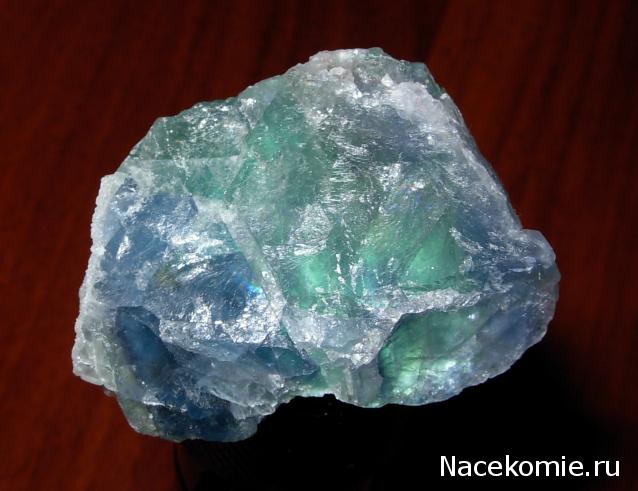 Минералы Сокровища Земли №20 - Флюорит