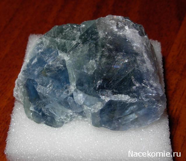 Минералы Сокровища Земли №20 - Флюорит