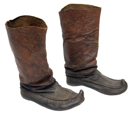 Куклы в народных костюмах №39 Кукла в карельском зимнем костюме