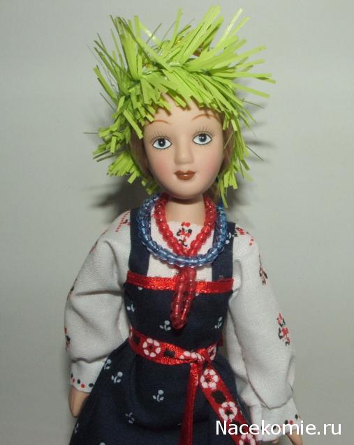 Куклы в народных костюмах №55 Кукла в девичьем костюме Астраханской губернии