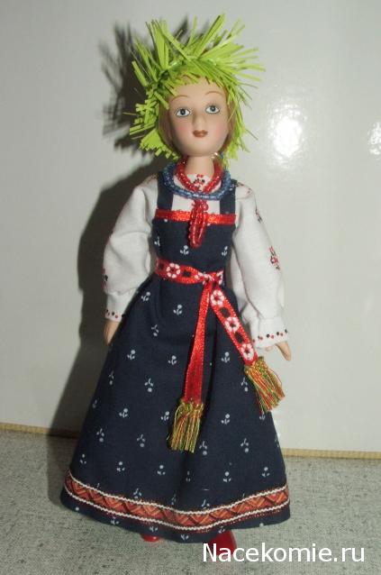 Куклы в народных костюмах №55 Кукла в девичьем костюме Астраханской губернии